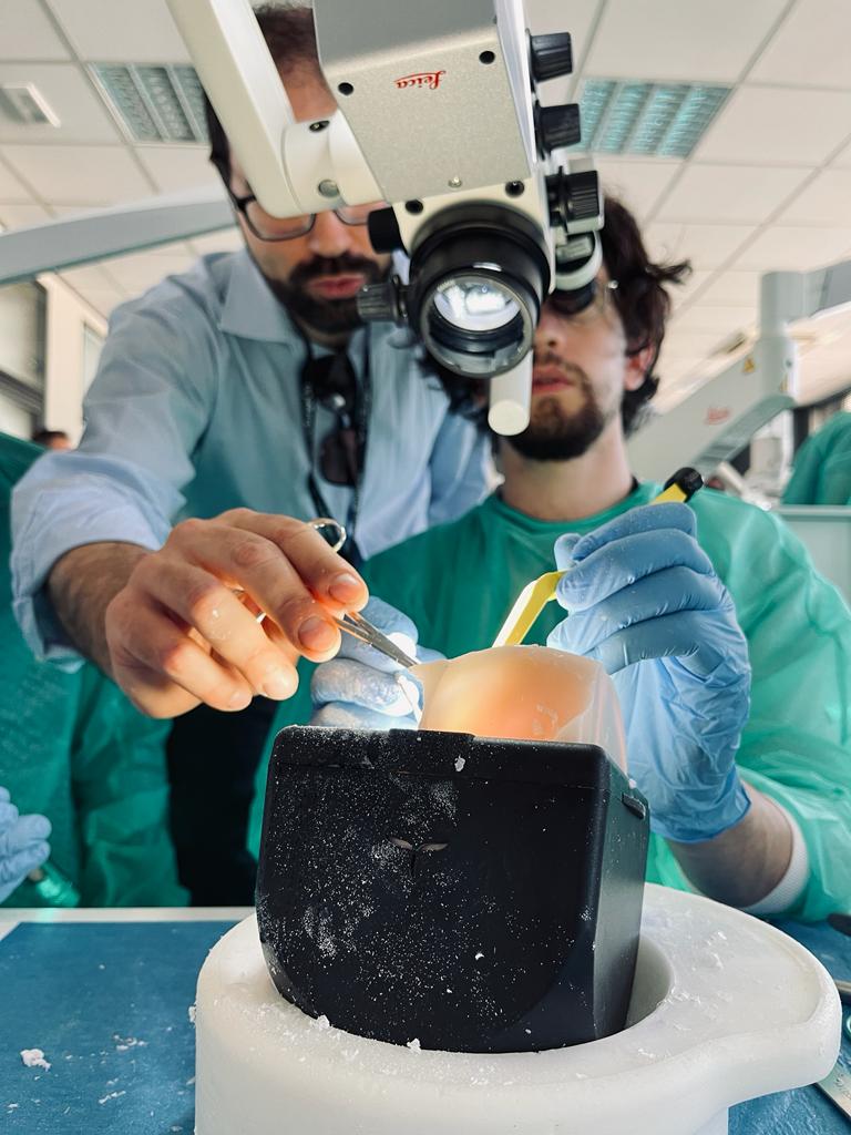 The Benefits of Minimally Invasive Robotic Spine Surgery